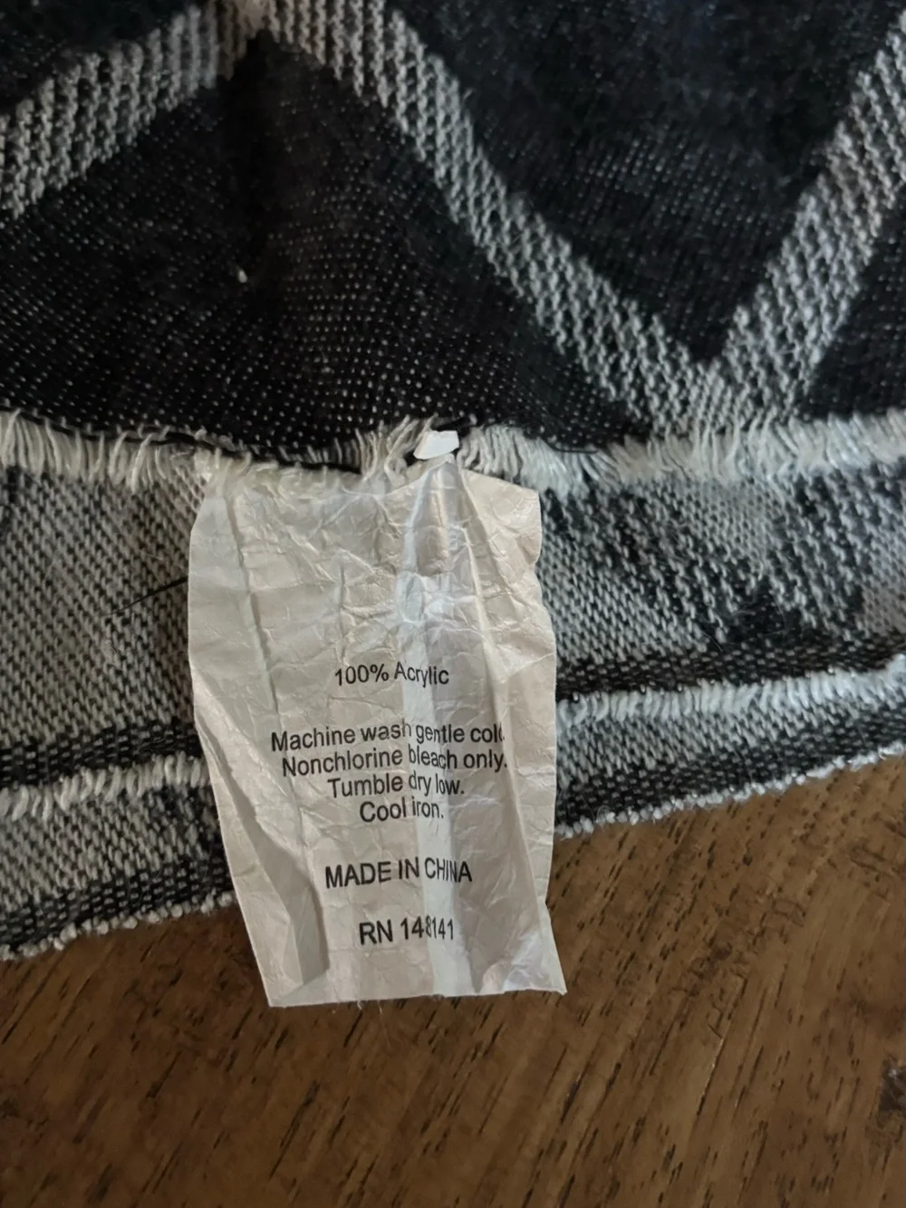 Cozy Black & Gray Diamond Throw Blanket with Fringe